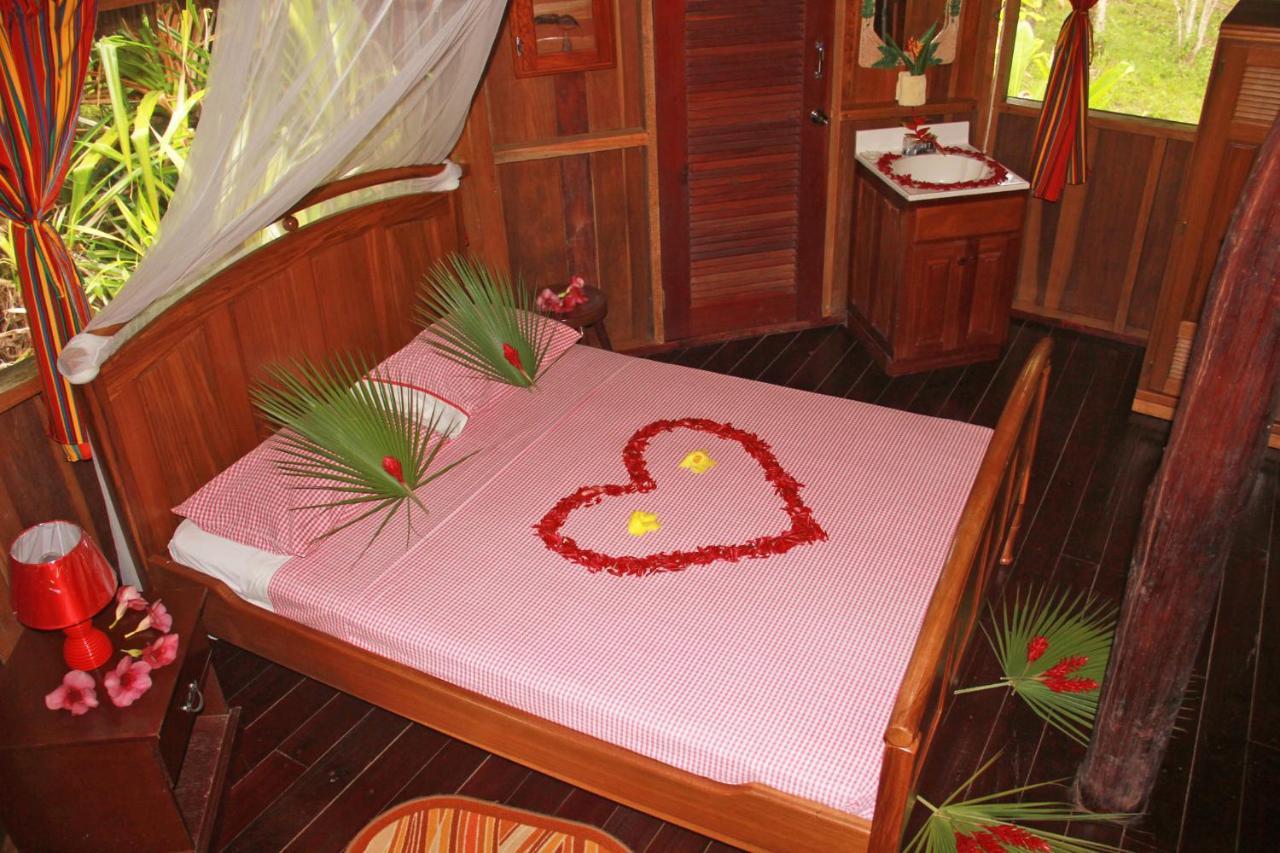 Sun Creek Lodge ปุนตากอร์ดา ภายนอก รูปภาพ